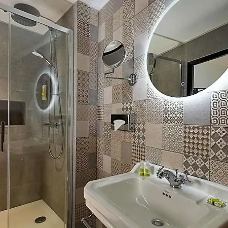 Saint-alban Hotel Nézignan-lʼÉvêque
